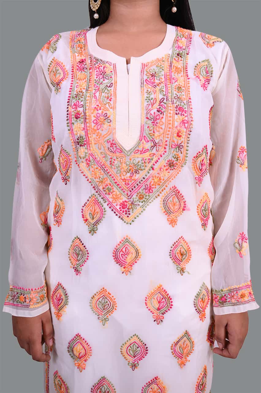 Long Lucknowi Chikankari Georgette White colour kurti with dupatta. | Kurti  designs party wear, Long kurti designs, Kurti designs
